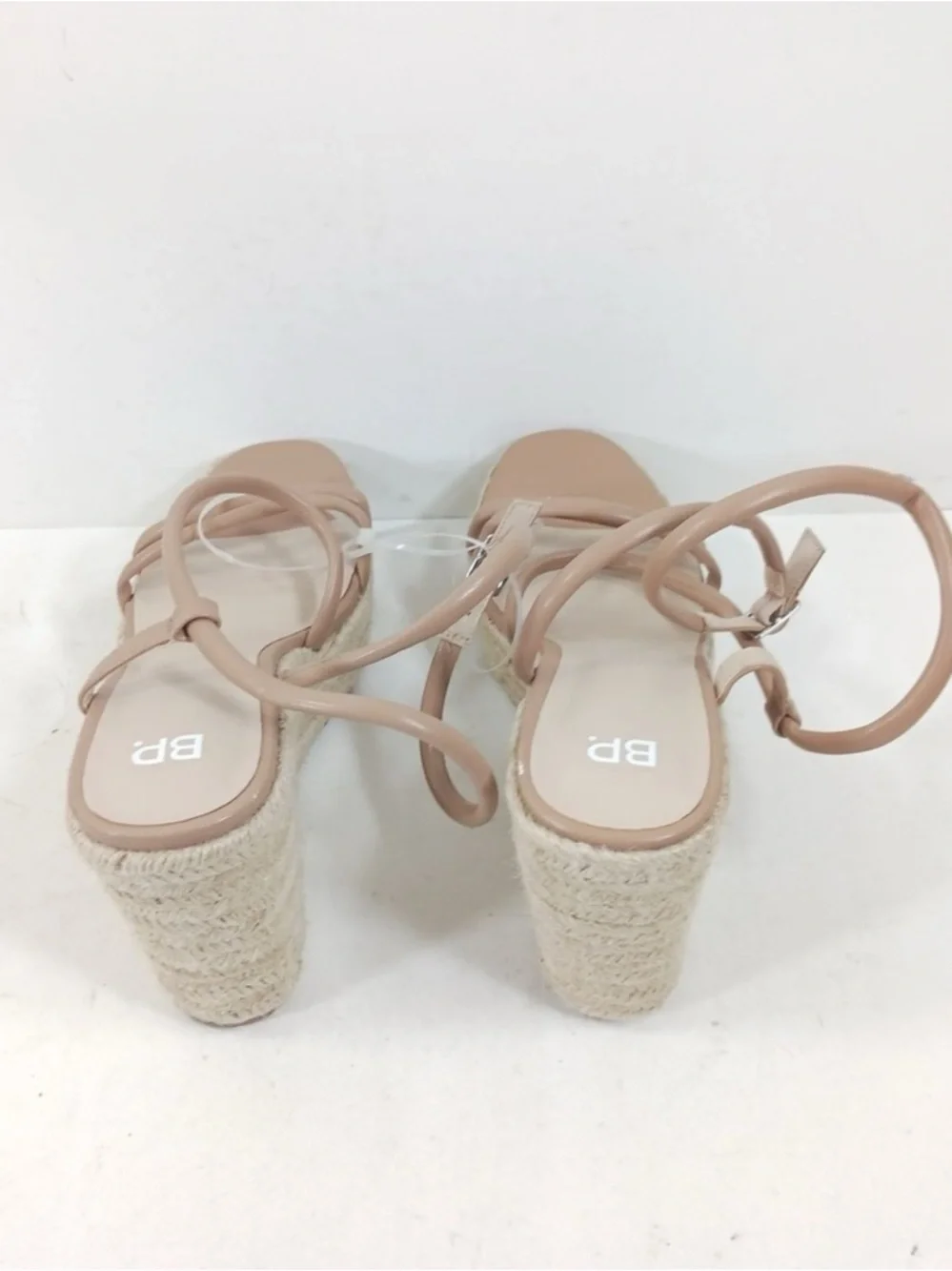 N/A elegant beige